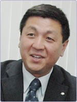 NRIシステムマネジメント 事業本部 「Senju Family」営業担当 松田雄一