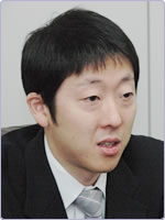 NRIシステムマネジメント 事業本部 「Senju Family」 マーケティング担当 應和周一