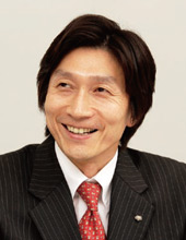 金融市場トレーディング部 尾本シニア・トレーダー